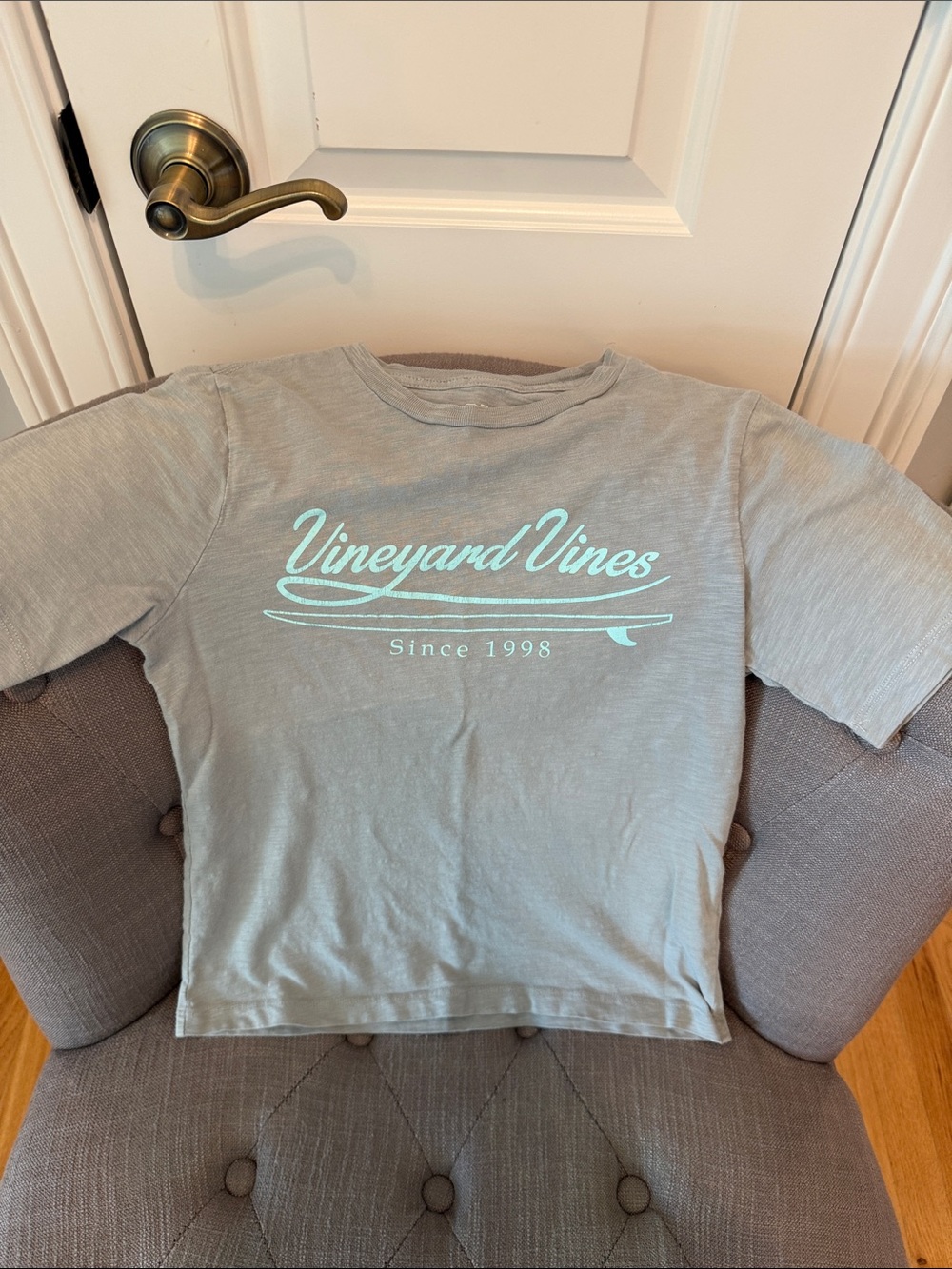 Vineyard Vines Light Gray Graphic Tee - Mint Logo